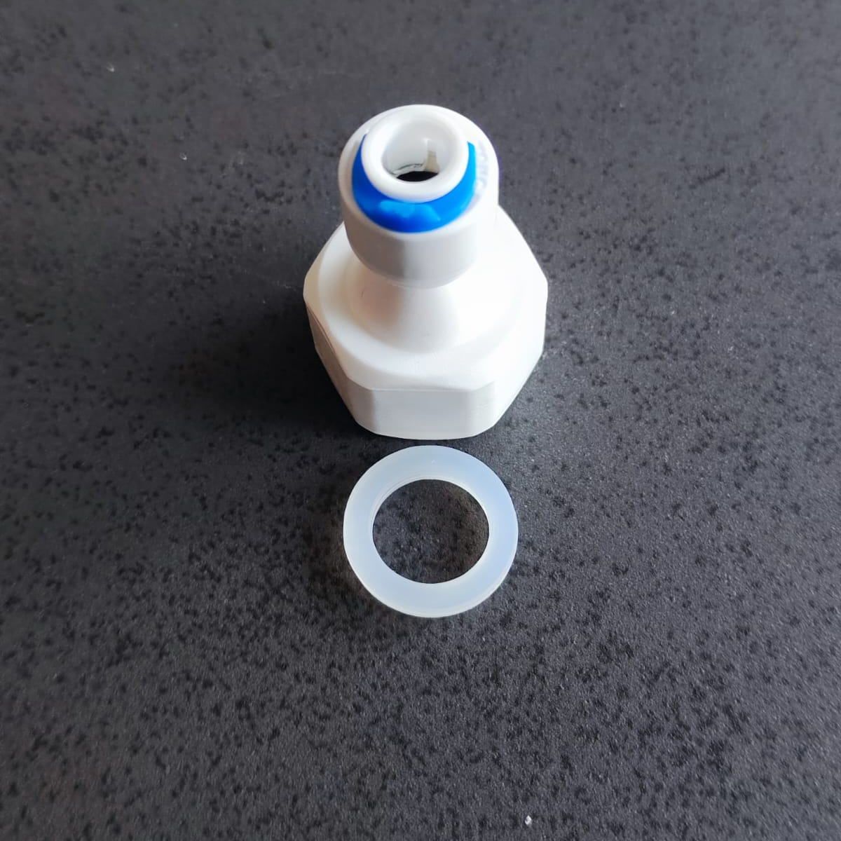 Фитинг переходник прямой 1/4" трубка - 1/2" внутренняя резьба картинка №2